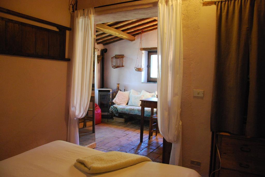 Bed And Breakfast Dopo Il Settimo Cielo Lubriano Habitación foto